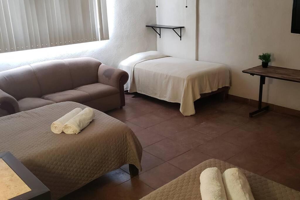 Departamento Grande Con 2 Recamaras Con Aire 5 Camas Wifi 115Mb, Cocina .Cochera Techada, #4 Ciudad Valles Exteriér fotografie