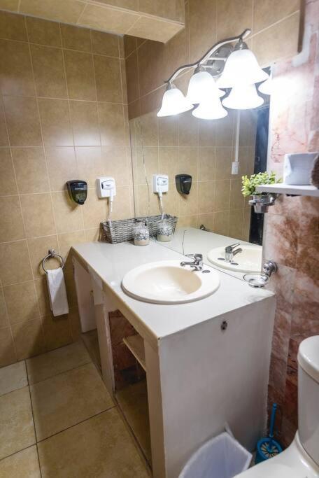 Departamento Grande Con 2 Recamaras Con Aire 5 Camas Wifi 115Mb, Cocina .Cochera Techada, #4 Ciudad Valles Exteriér fotografie