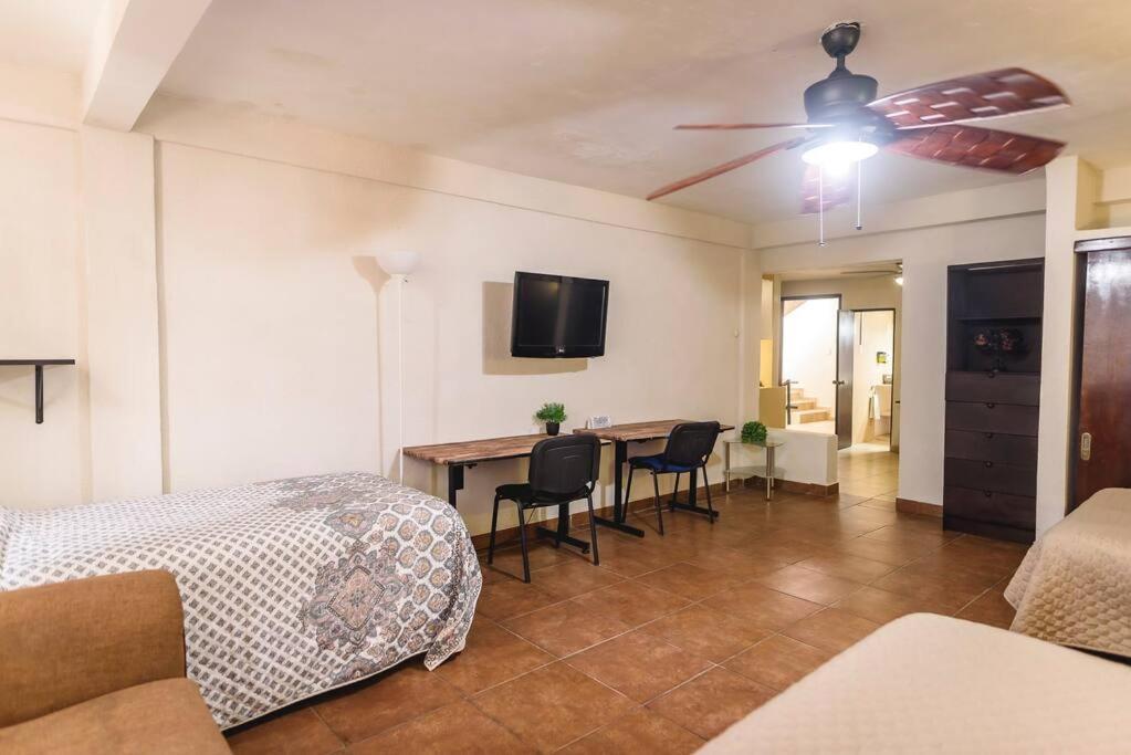 Departamento Grande Con 2 Recamaras Con Aire 5 Camas Wifi 115Mb, Cocina .Cochera Techada, #4 Ciudad Valles Exteriér fotografie