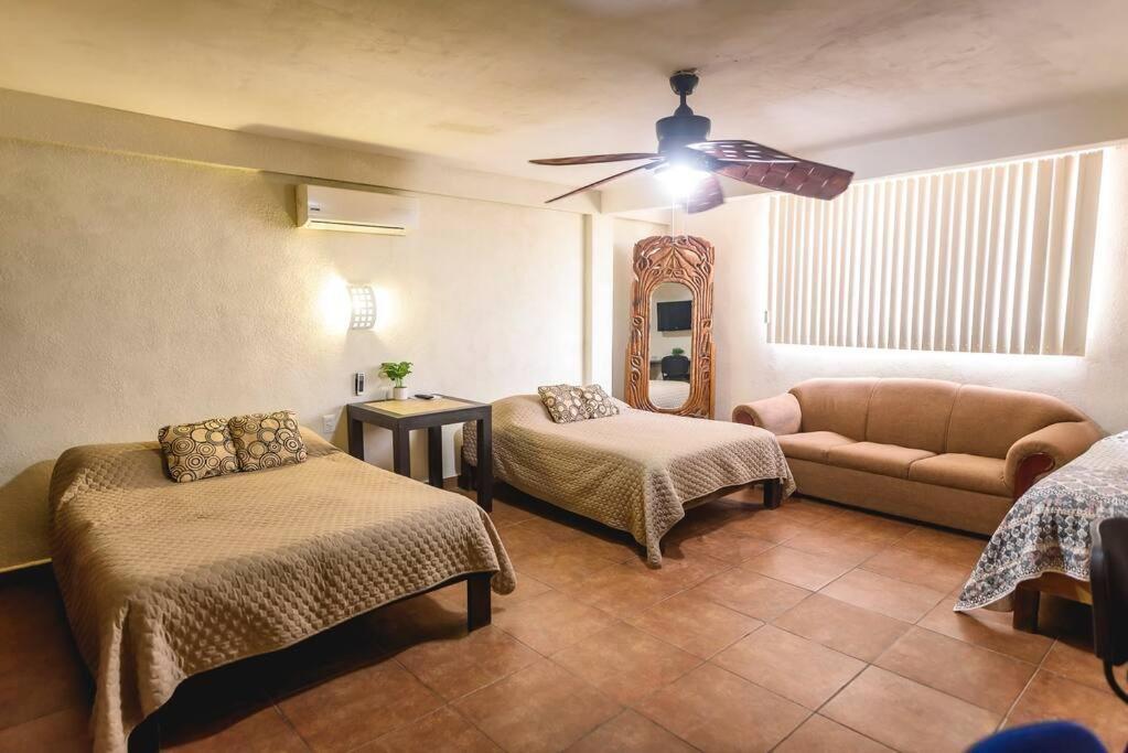 Departamento Grande Con 2 Recamaras Con Aire 5 Camas Wifi 115Mb, Cocina .Cochera Techada, #4 Ciudad Valles Exteriér fotografie