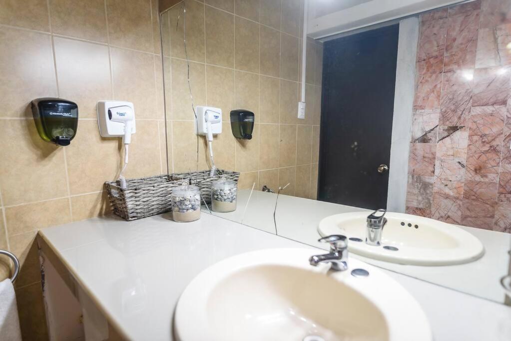 Departamento Grande Con 2 Recamaras Con Aire 5 Camas Wifi 115Mb, Cocina .Cochera Techada, #4 Ciudad Valles Exteriér fotografie